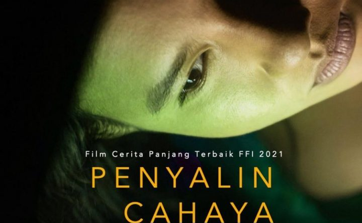 Poster Penyalin Cahaya